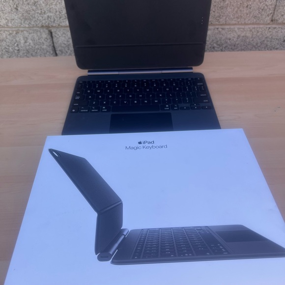 Apple Magic Keyboard - Picture 2 of 5